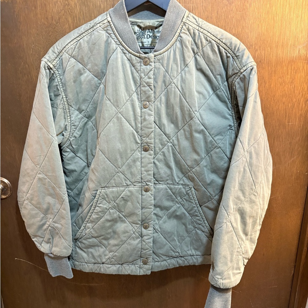Alpine Design Light Gray Quilted Jacket - image 2